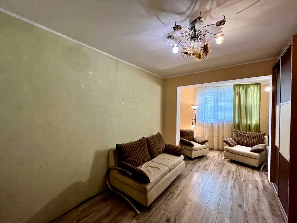 Apartment. Odessa, Desantny Bulvar.