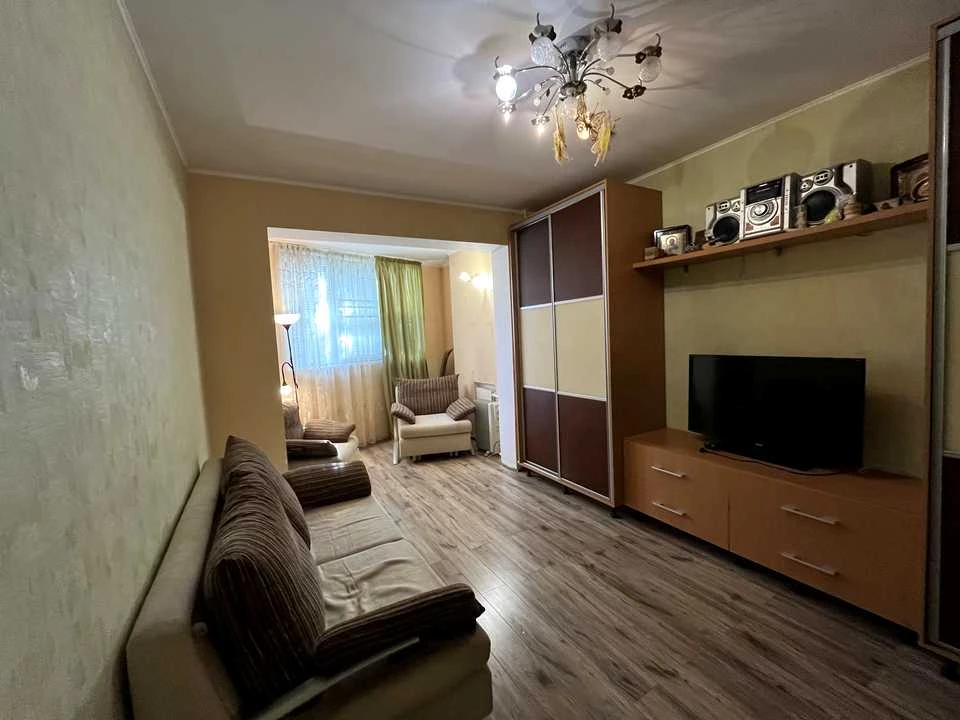 Apartment. Odessa, Desantny Bulvar.