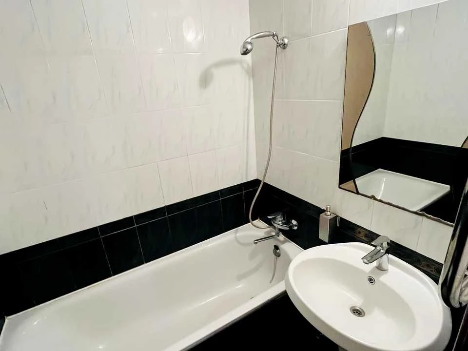 Apartment. Odessa, Desantny Bulvar.
