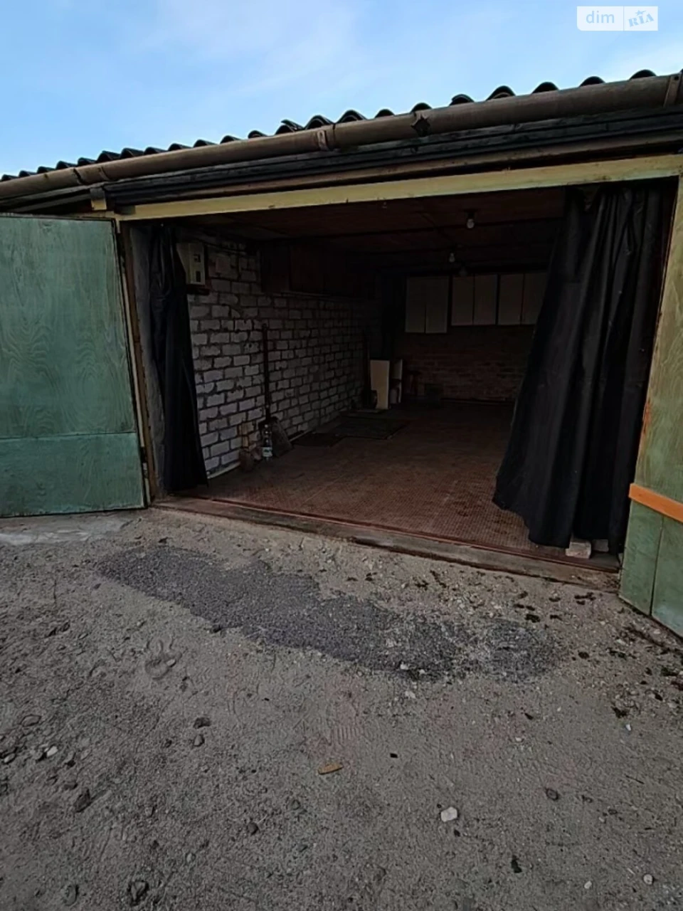 Sale of a Unit in a Garage Cooperative, Saltivsky District