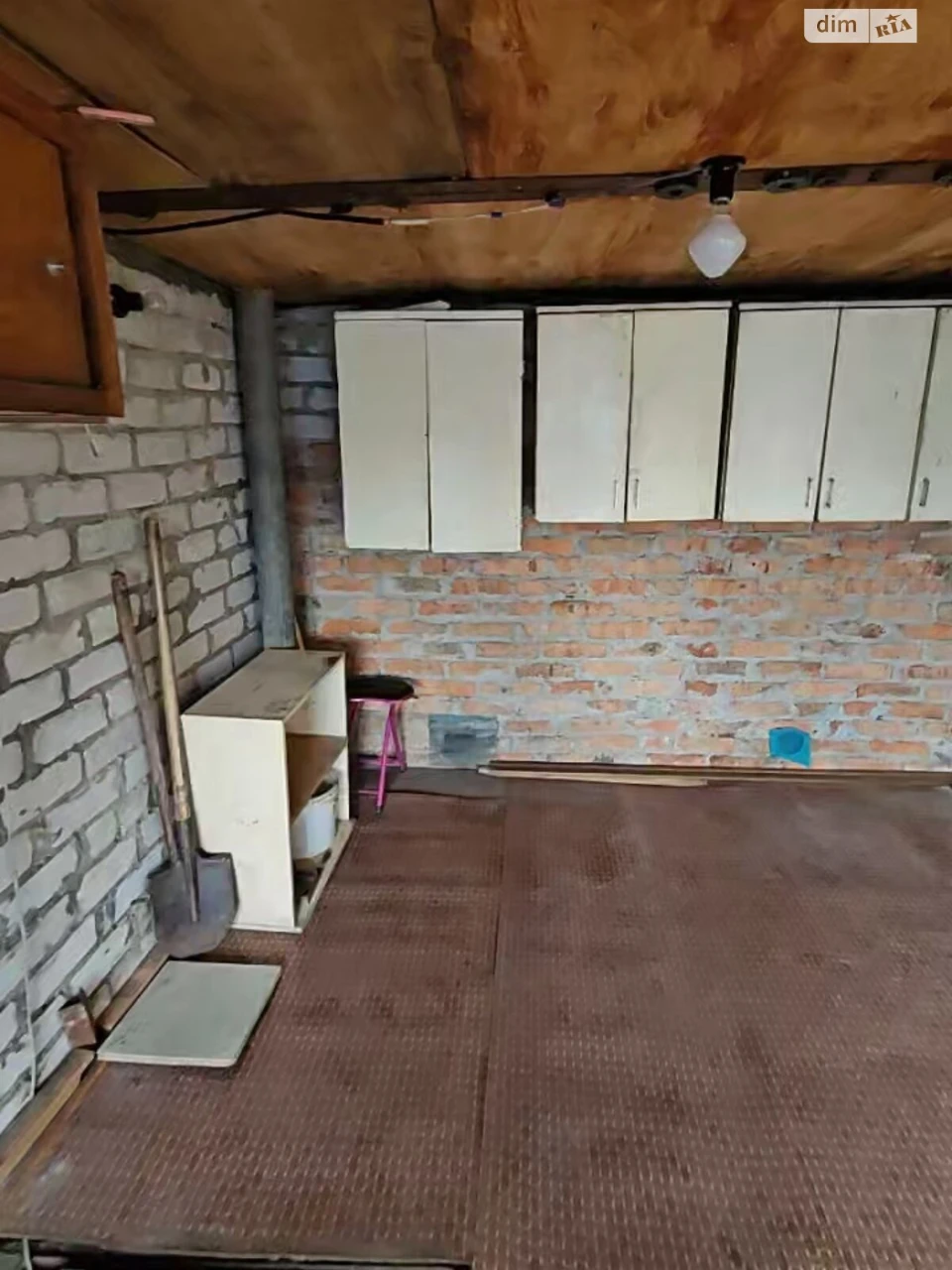Sale of a Unit in a Garage Cooperative, Saltivsky District