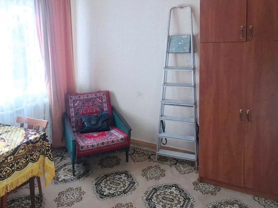 1k, possible to be restored, 48 Petropavlivska St., Kurenivka,