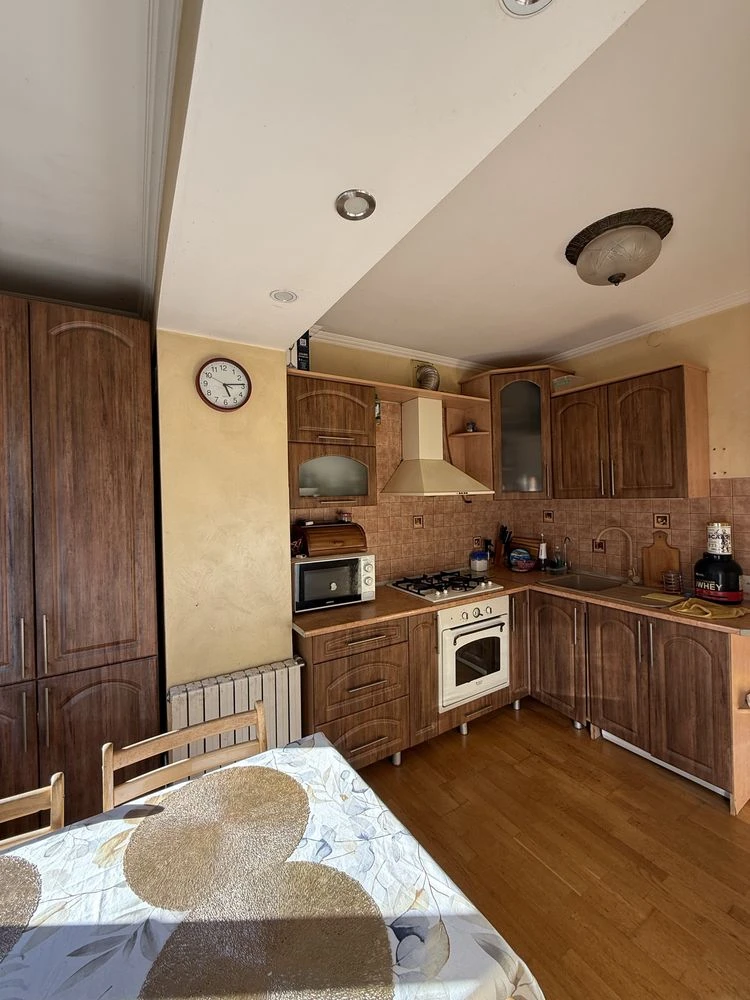 For sale, 3-room apartment in Czech style | Independence Avenue