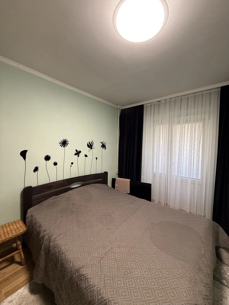 For sale, 3-room apartment in Czech style | Independence Avenue