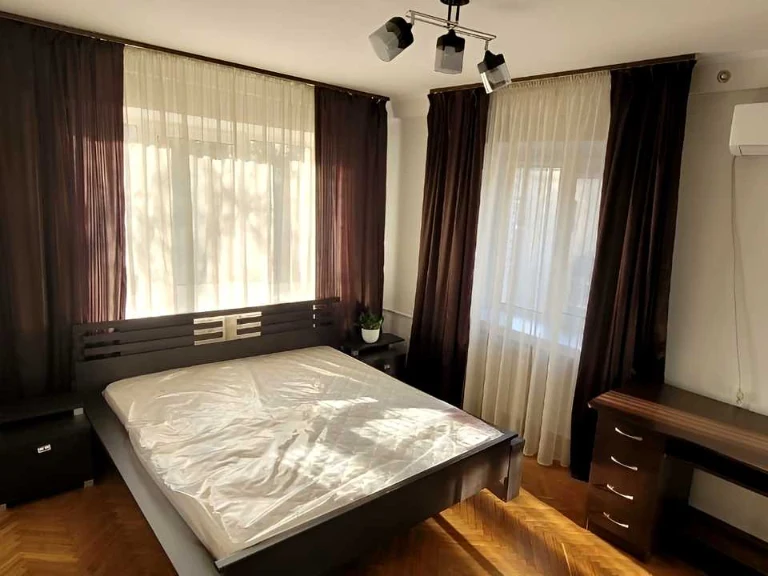 Apartment. Zadorozhny prospekt, Kyiv.