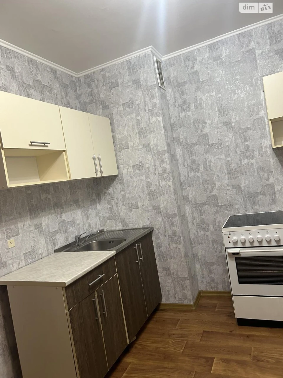 Довгострокова Оренда Квартира в Мостицькому Масиві