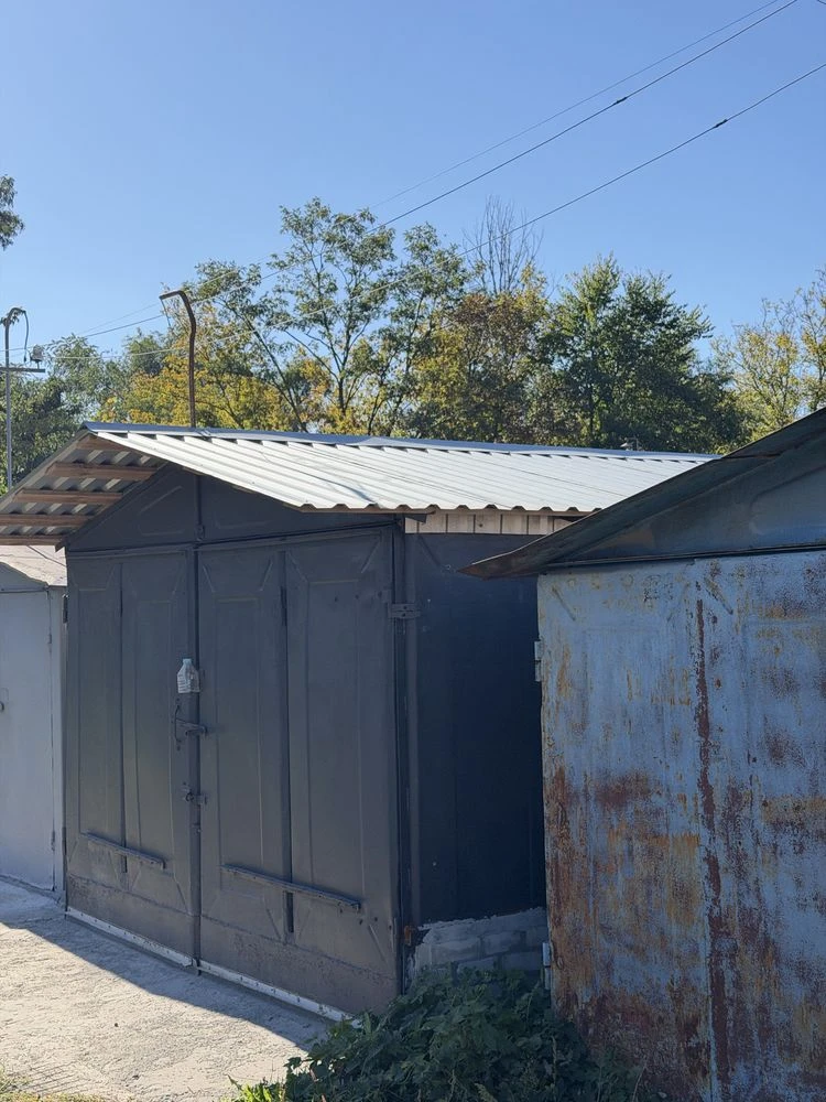 For Sale: Garage on Selenskaya Street