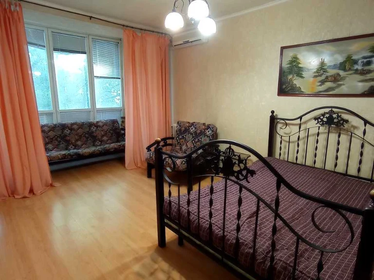 Квартира. Київ, вулиця Олеся Гончара