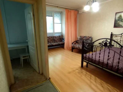 Квартира. Київ, Олеся Гончара вул.