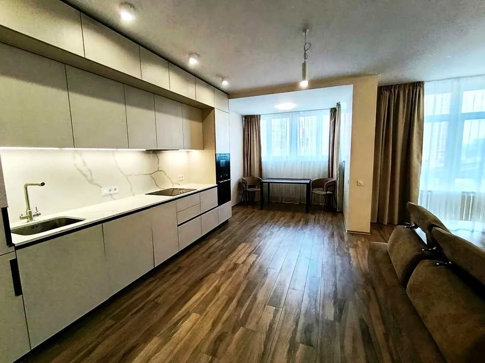 Apartment. Mikysko-Slobidska Street, Kyiv