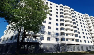 Продам студийную квартиру в центре.