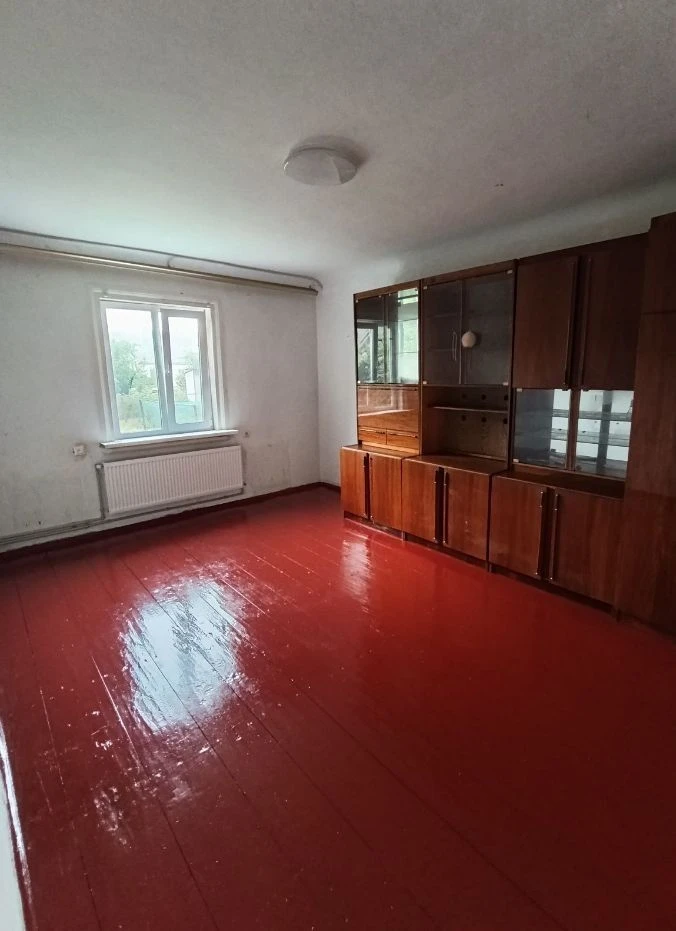 Продаж частини будинку  вул. Параджанова