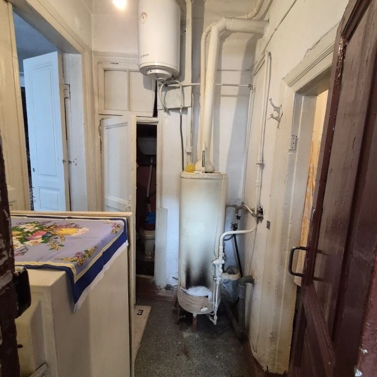 Selling 1-room apartment in the center, city center, V. Morska - Heroes' Rescue