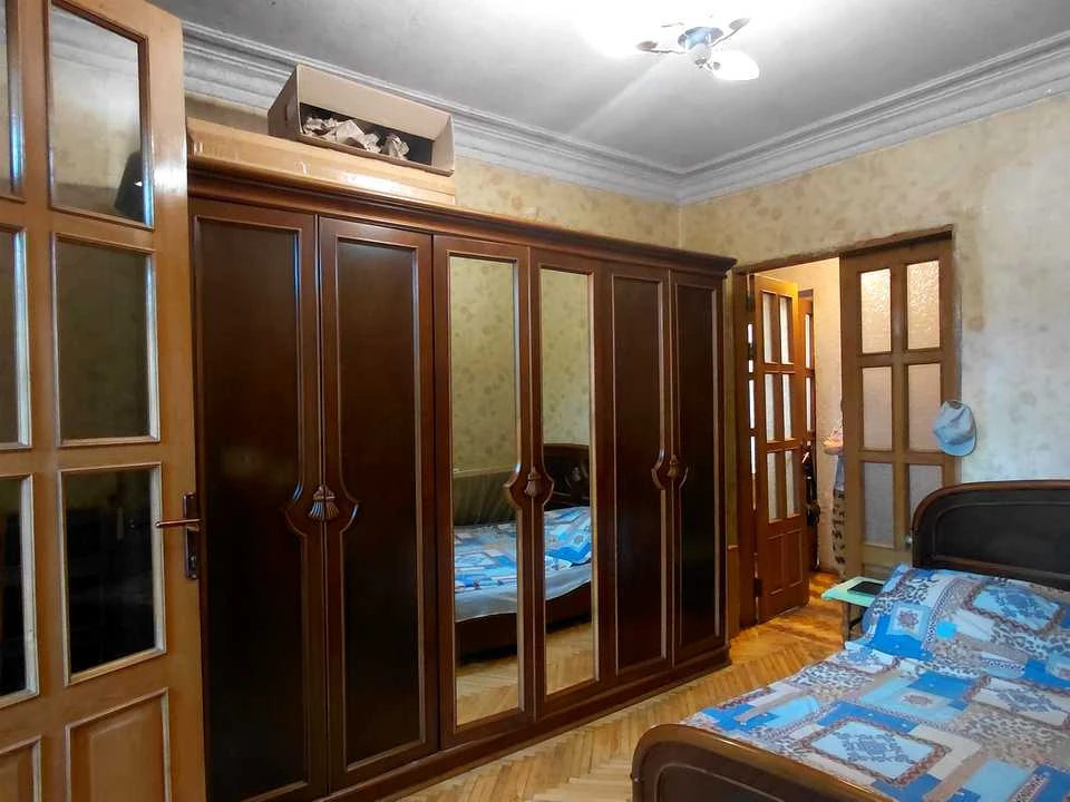Квартира. Леоніда Каденюка проспект, Київ