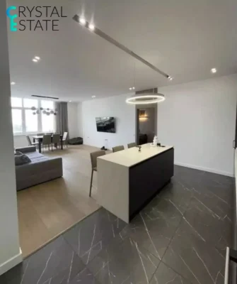 For Sale: 2-bedroom apartment in the "Paris" residential complex on French Boulevard