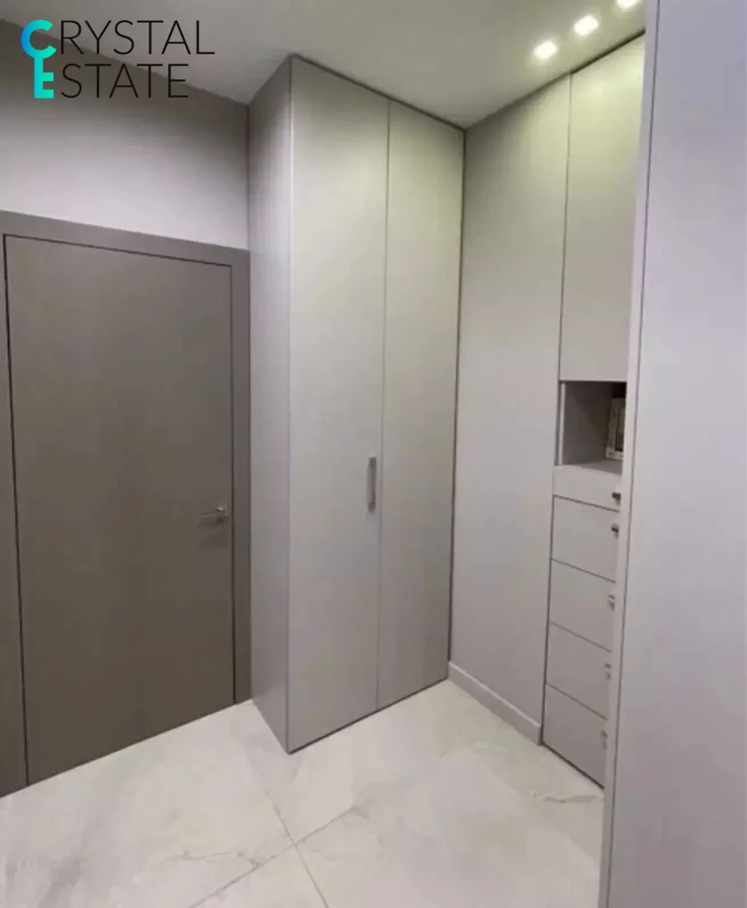 For Sale: 2-bedroom apartment in the "Paris" residential complex on French Boulevard