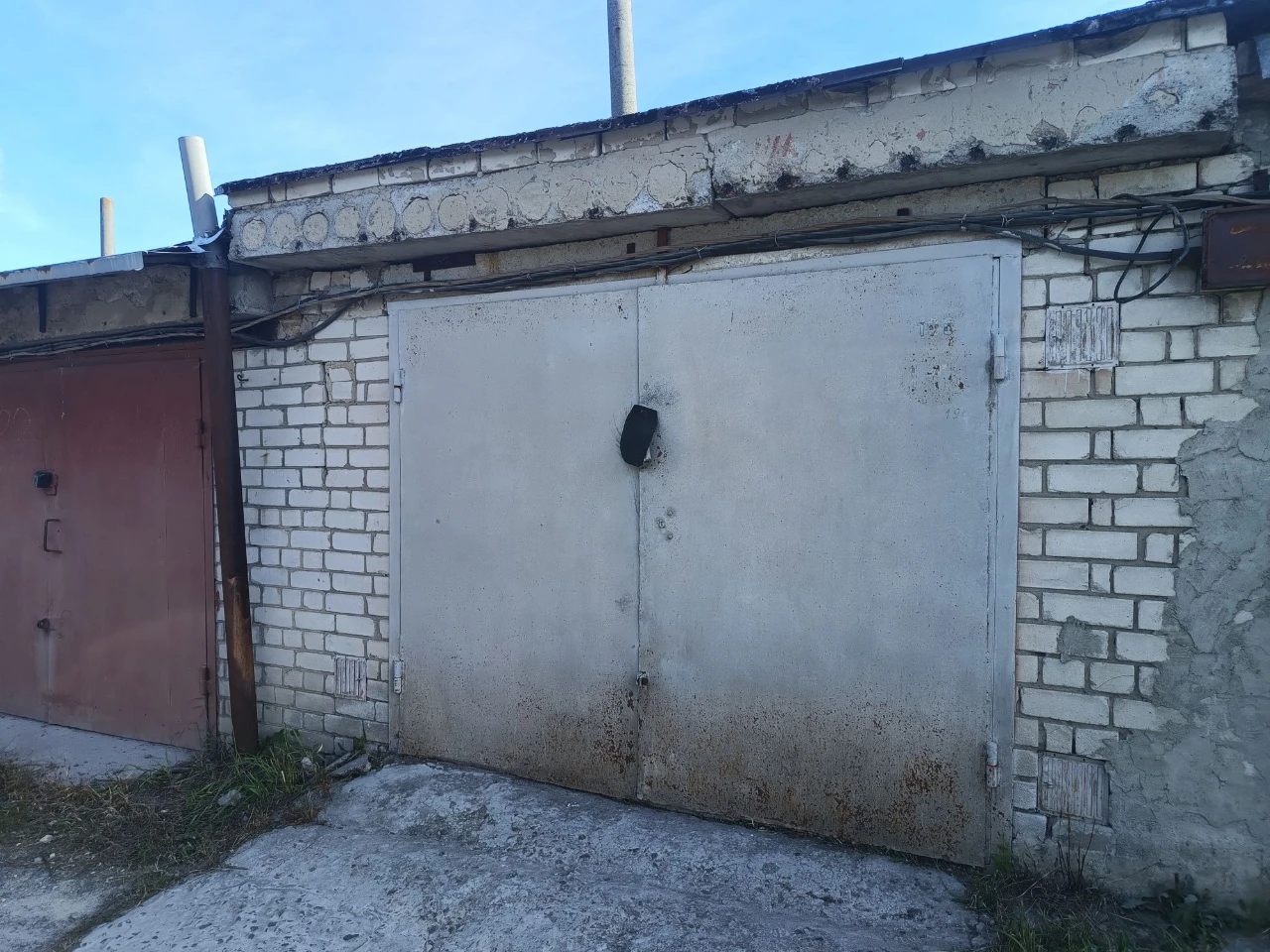 Garage in parking complex