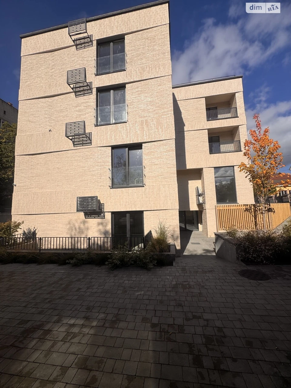 Apartment for Sale - 12-School