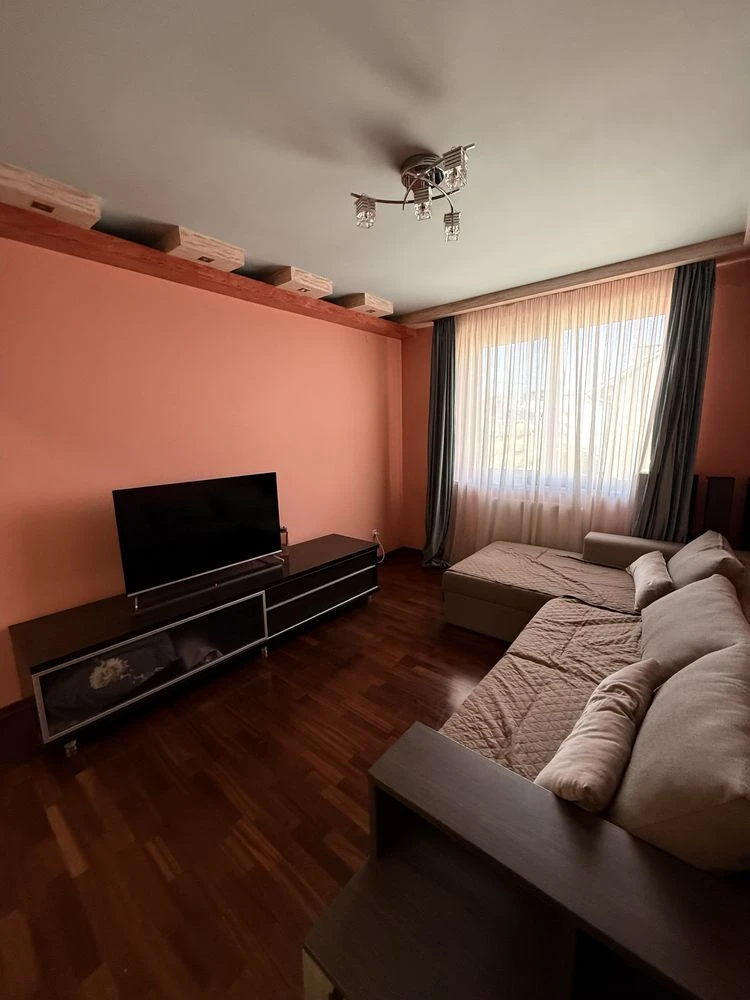 Sale of a spacious 3-room apartment, gas, Bozdoș