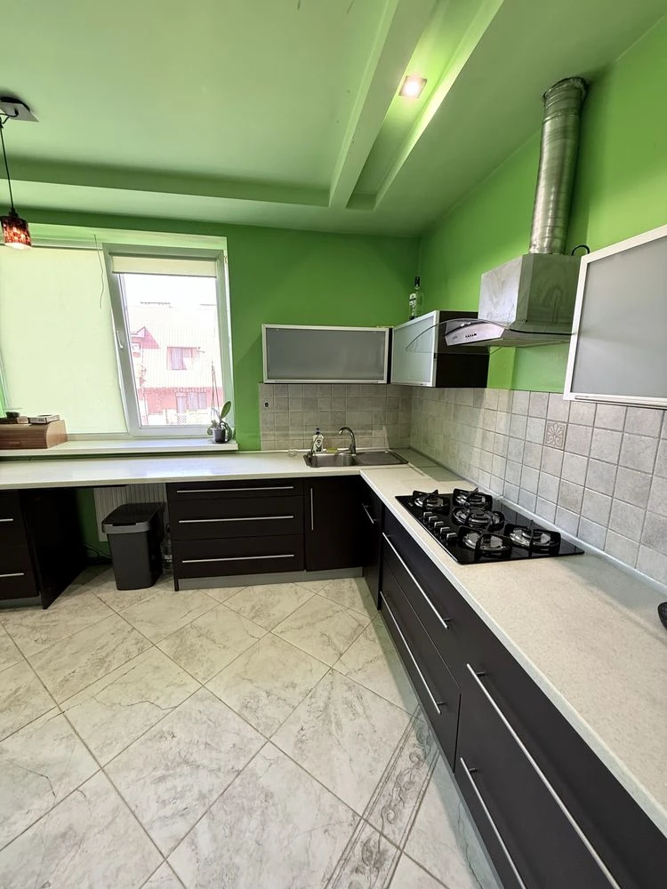 Sale of a spacious 3-room apartment, gas, Bozdoș