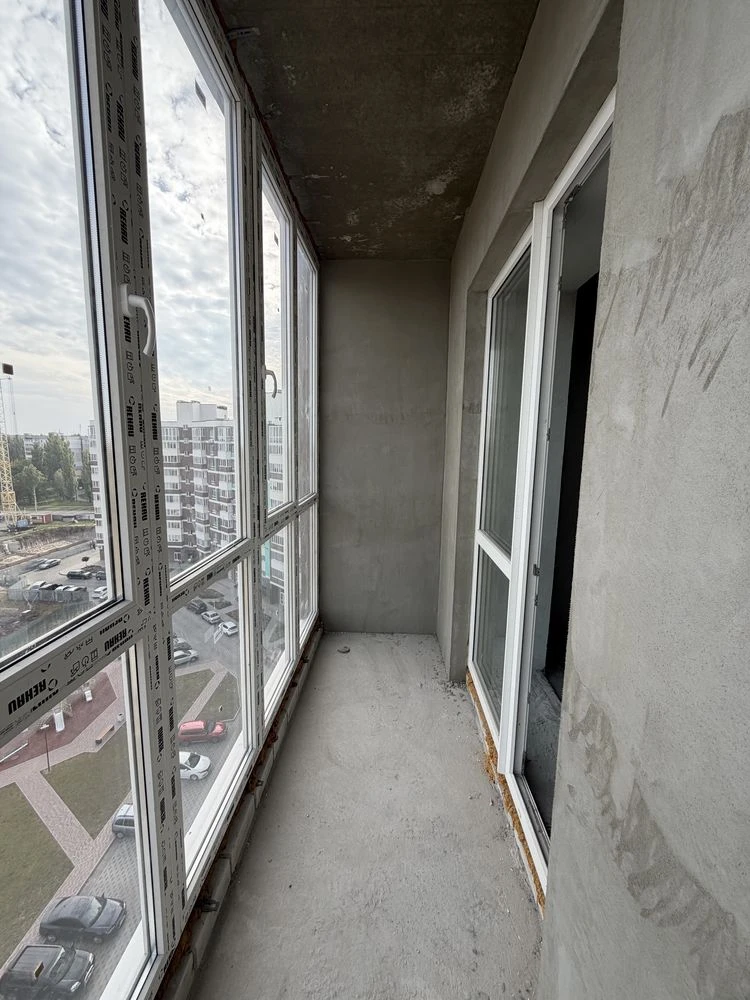 For Sale: 1-bedroom apartment in a new building, "Parkovy Quartal"
