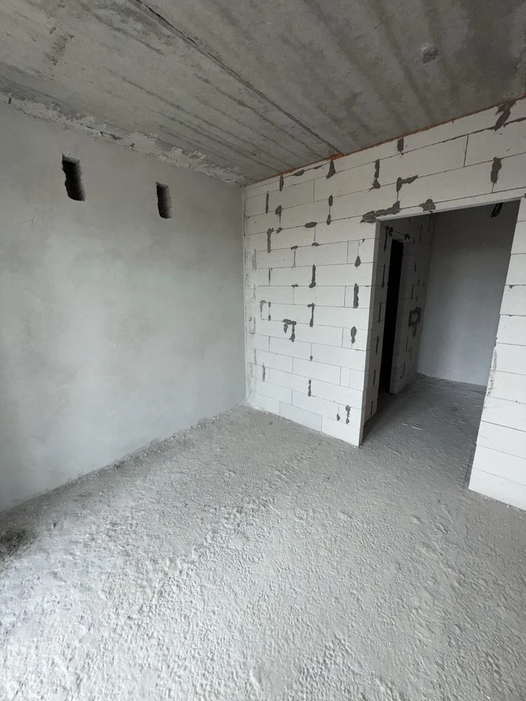 For Sale: 1-bedroom apartment in a new building, "Parkovy Quartal"