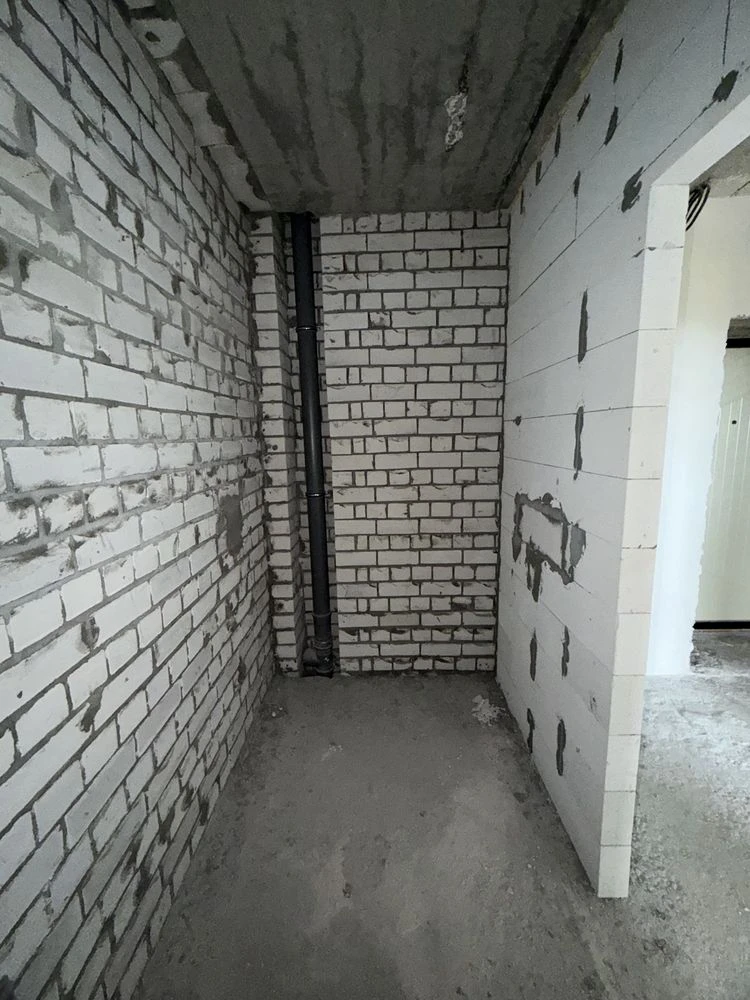 For Sale: 1-bedroom apartment in a new building, "Parkovy Quartal"