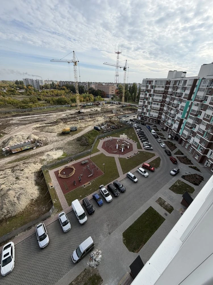 For Sale: 1-bedroom apartment in a new building, "Parkovy Quartal"