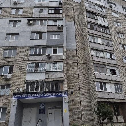 Продаю 3-комнатную квартиру. Проспект Центральный - улица Шосейна