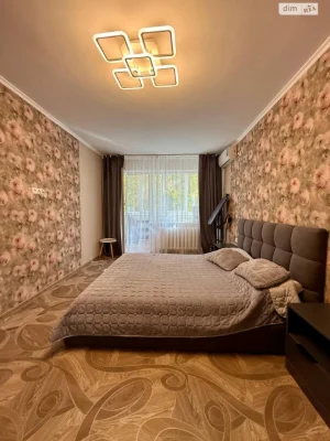 Довгострокова оренда Квартири 607-й мікрорайон
