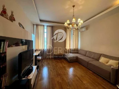 Центр Золоті Ворота, 3 комнаты, 80 м², Франка, 22/24 / Богдана Хм