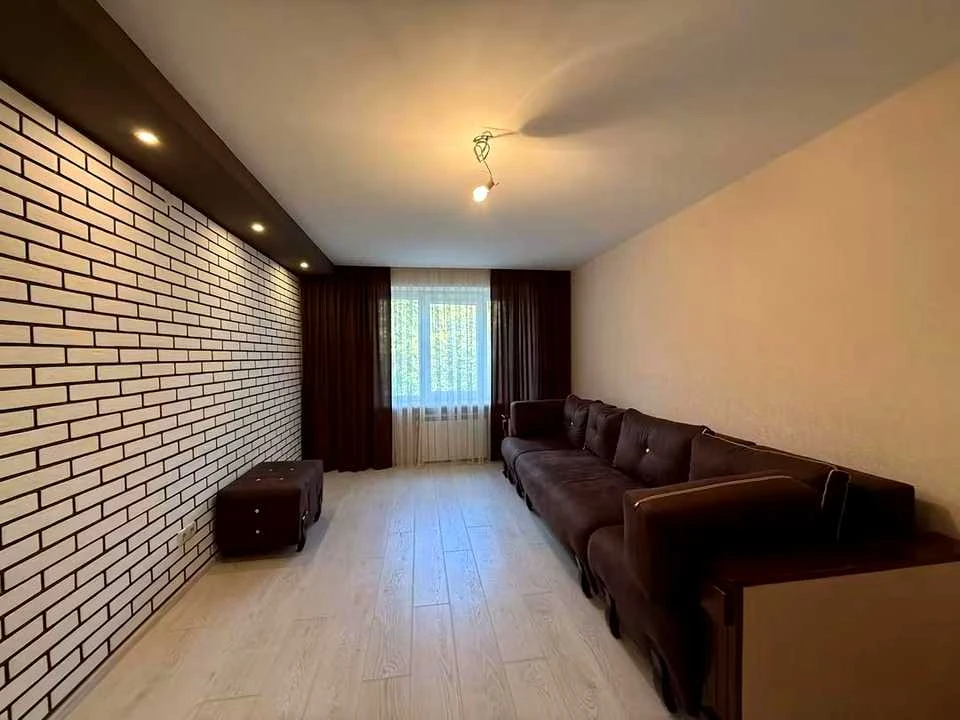 Apartment. Uzhgorod, Mykhaylo Hrushysk Street