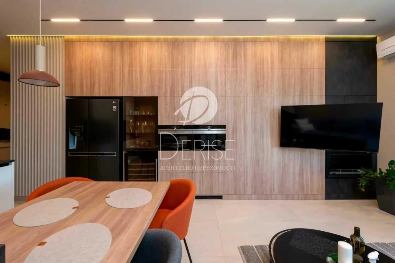 RiverStone 3 bedrooms 128 sq m, Renovated, View of the Dnipro, Metro