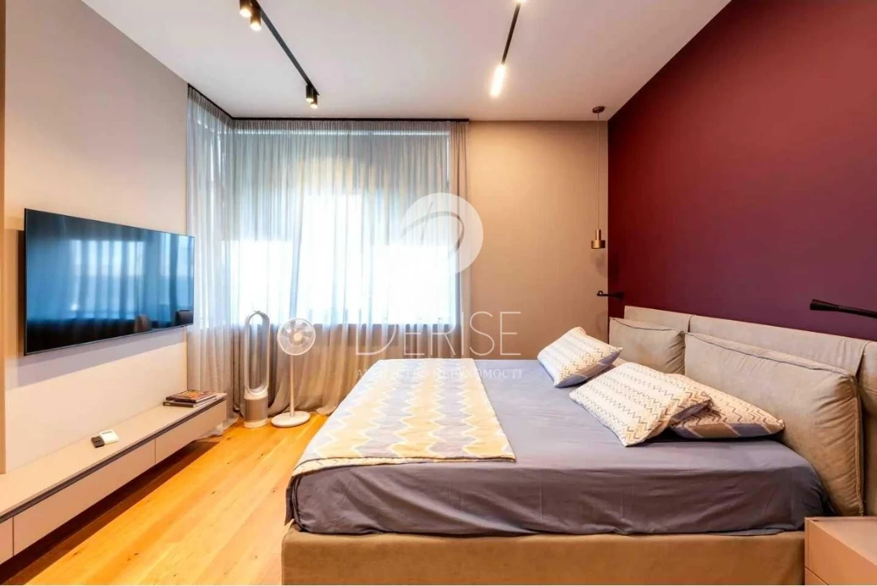 RiverStone 3 bedrooms 128 sq m, Renovated, View of the Dnipro, Metro