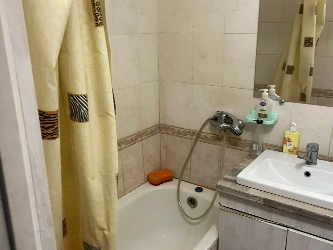 1-bedroom apartment for sale, 35 m² on the 6th floor.