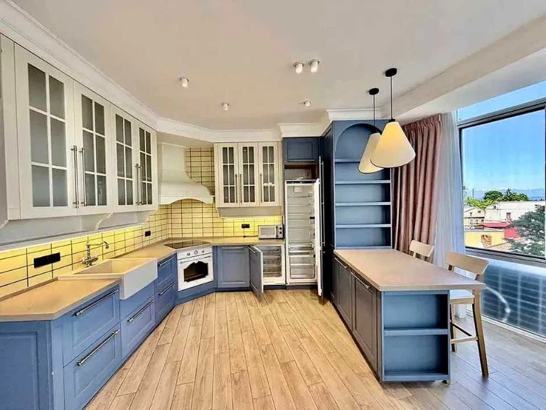 Apartment. Odessa, Udilny Prospekt
