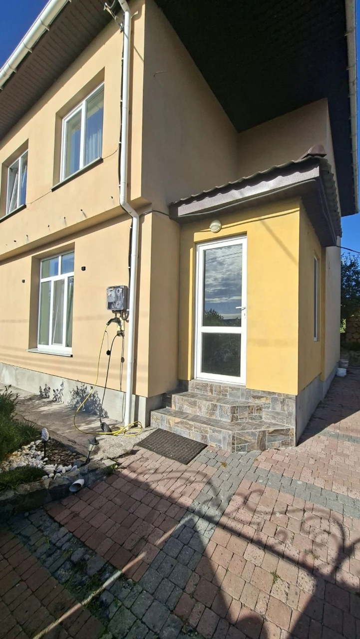 Two-story house for sale in the outskirts of Vinnytsia district