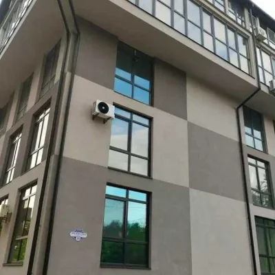 Apartment 57 sq m, with the possibility of reconstruction.