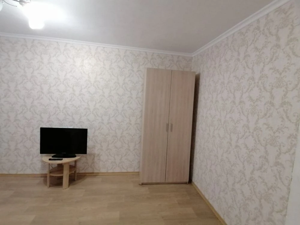 Apartment for sale, second floor, opposite landslide