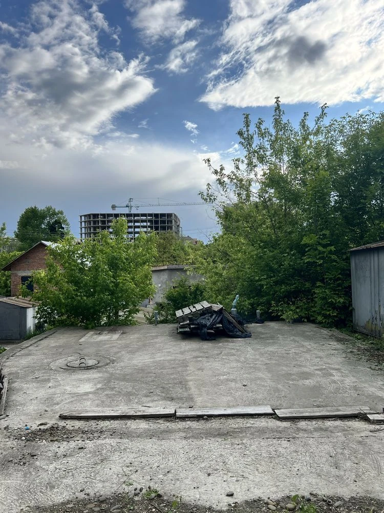 For Sale Garage (Storozhenets)