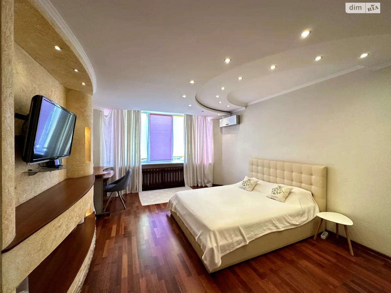Long-Term Rental Apartment, Pociaky