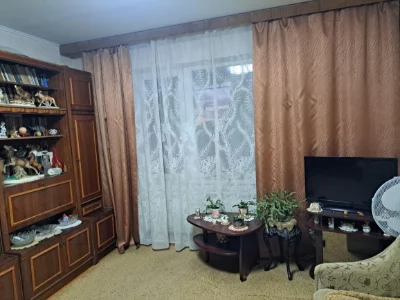 For Sale: 3-Bedroom Apartment - No Agents