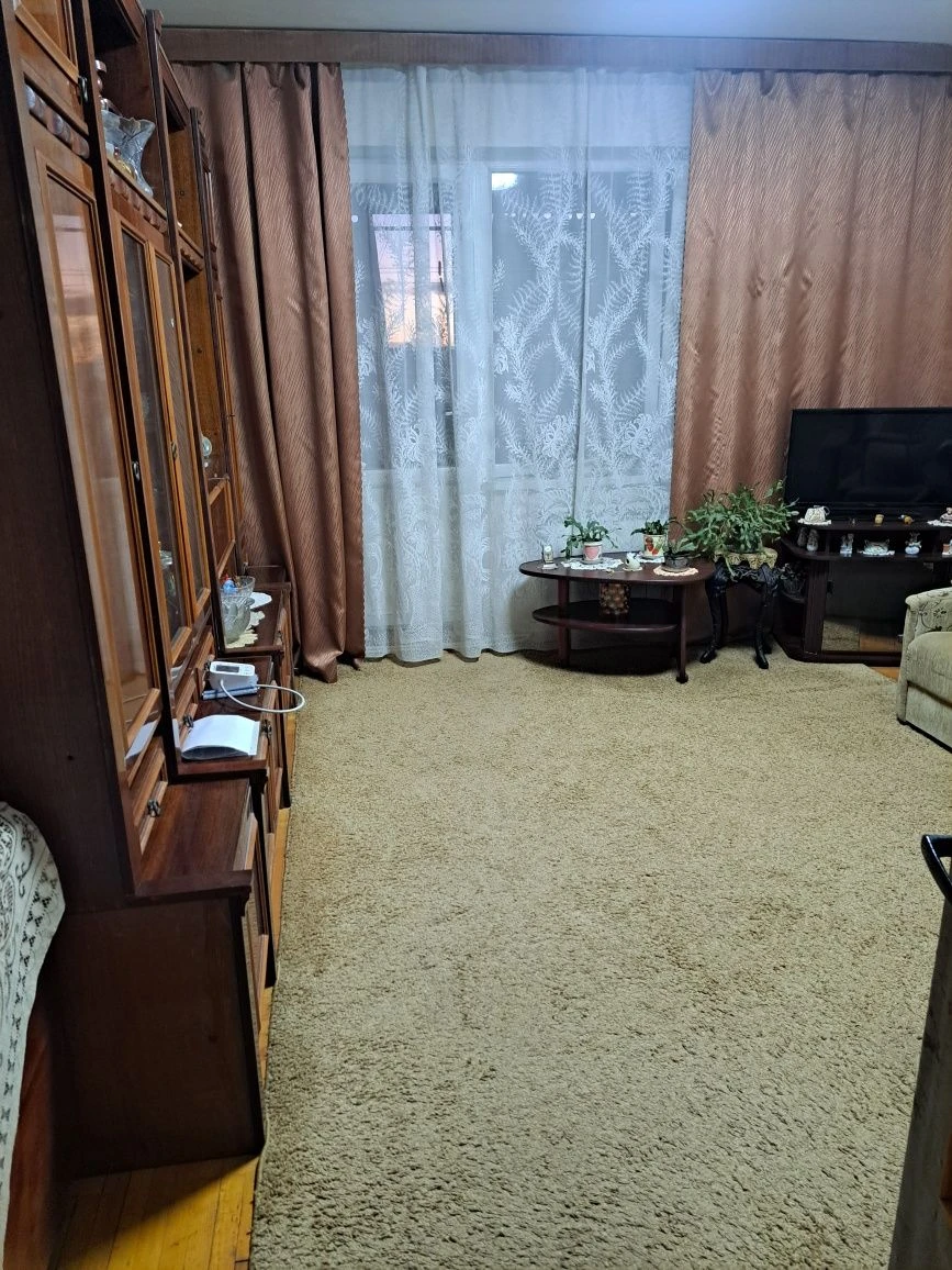 For Sale: 3-Bedroom Apartment - No Agents