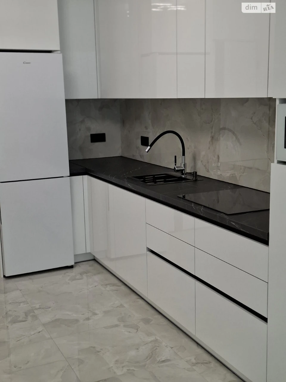 Apartment for Sale: Apartment "Chayka"