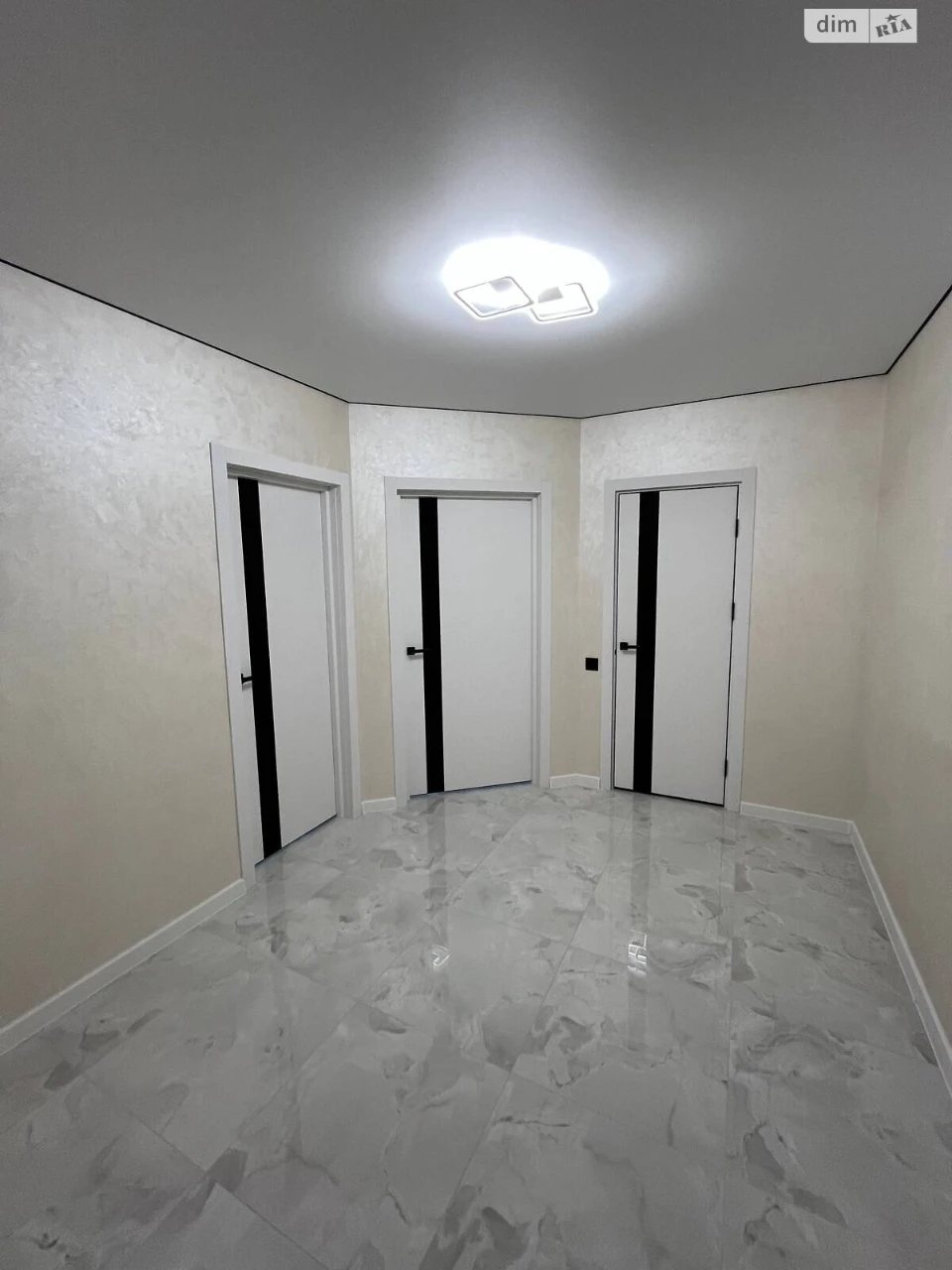 Apartment for Sale: Apartment "Chayka"