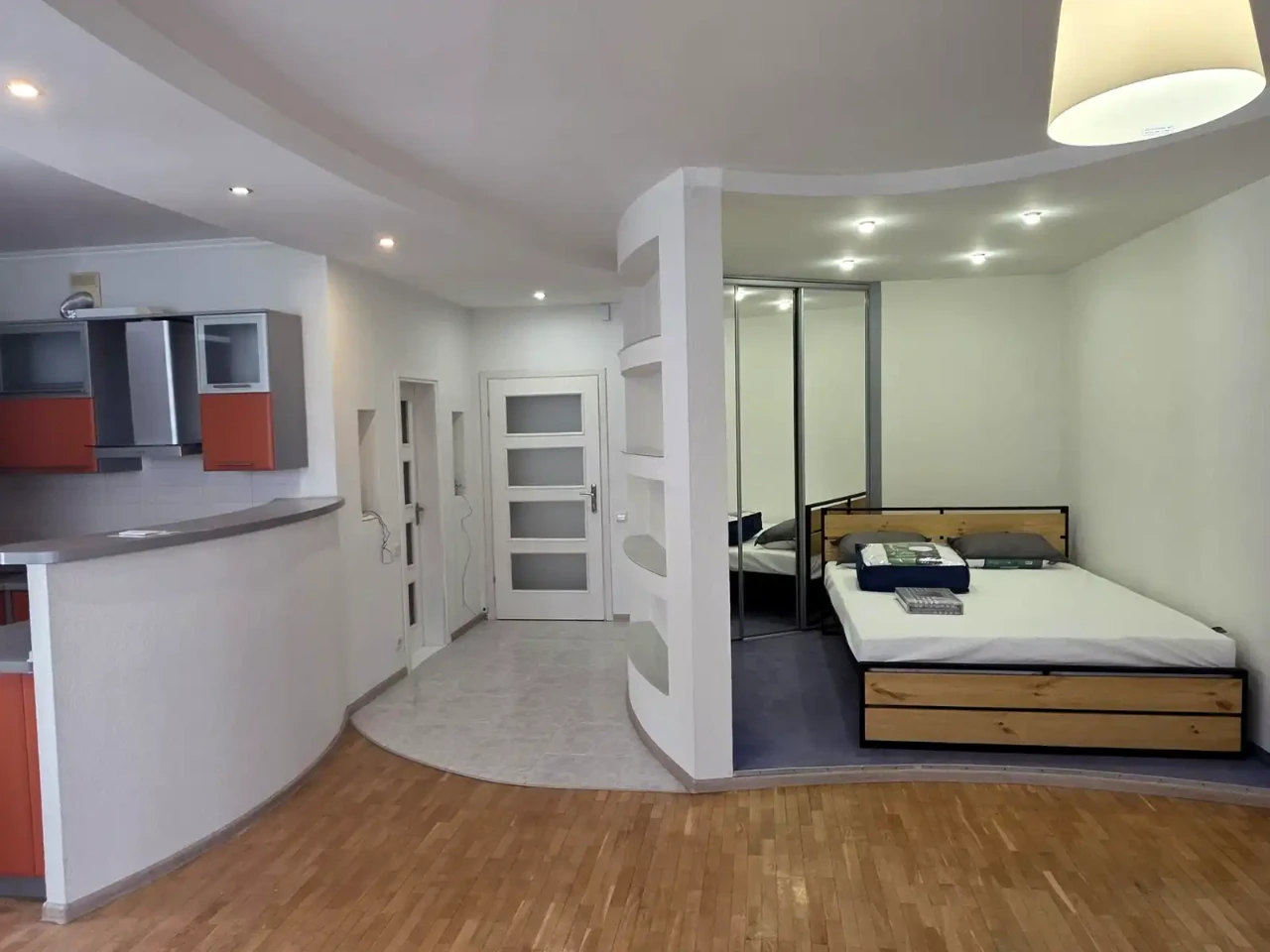 Сдается 1-комнатная квартира, 48 м² на 11-18 этаже