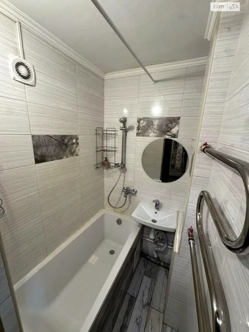 Long-Term Rental Apartment, Perhotravnevyi Massiv