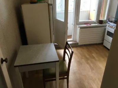 Оренда 1-кімнатної квартири 32 м², Братиславська вул., 12
