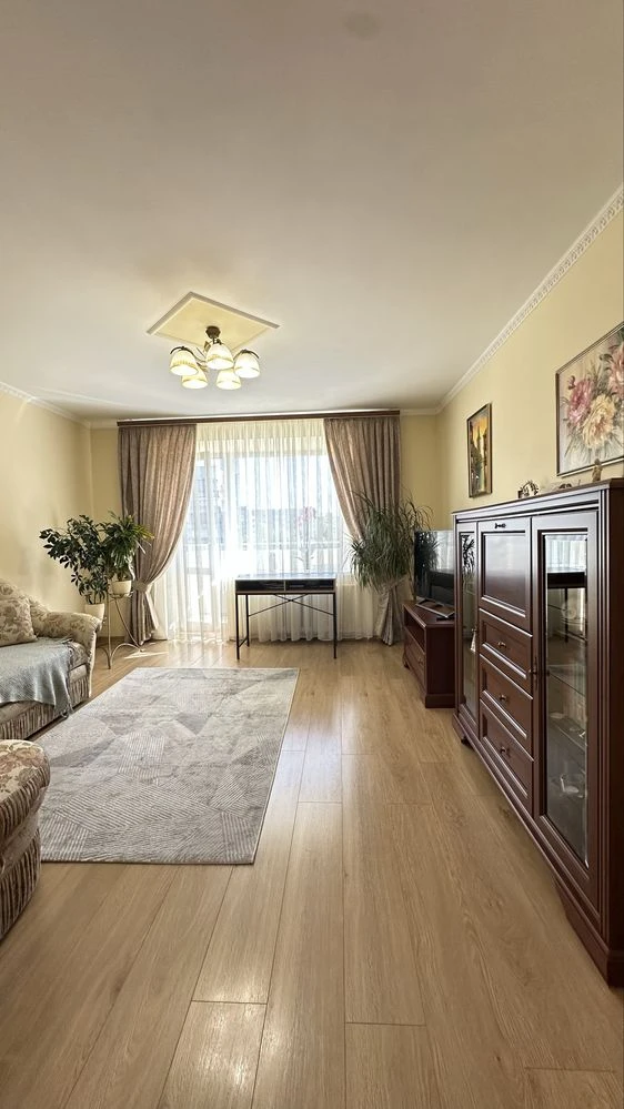 Sale of a 3-room apartment on Masarika Street