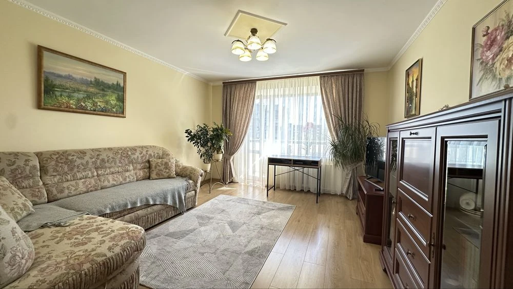 Sale of a 3-room apartment on Masarika Street